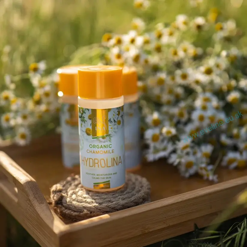 INA ESSENTIALS HYDROLINA™ - Organická Harmančekova voda na Ekzémy a Podráždenú pokožku